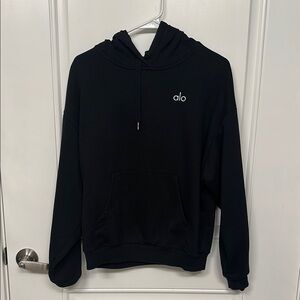 ALO Yoga Black Minimalist Sweater